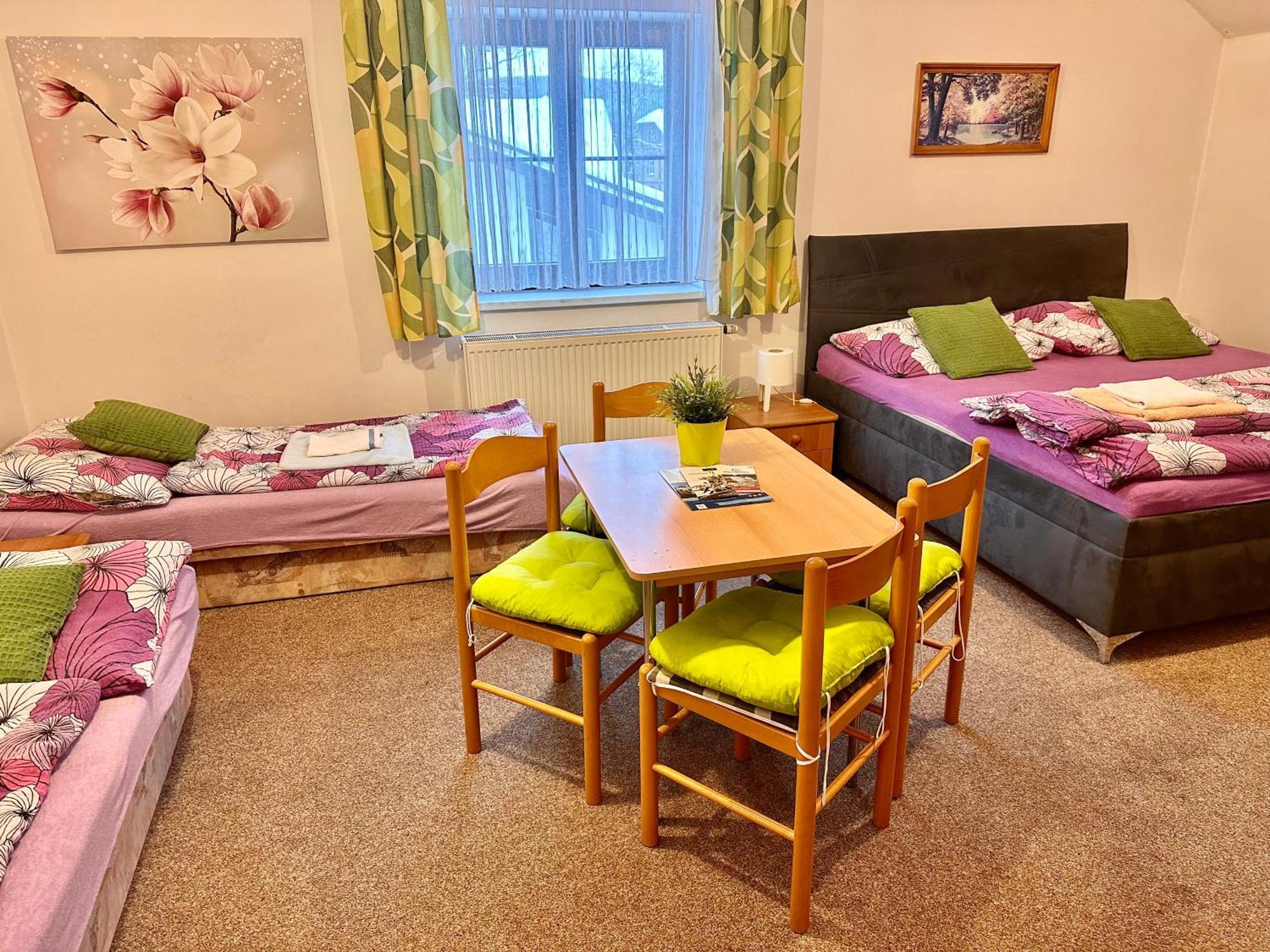 Pension Lenka 1 Harrachov Buitenkant foto